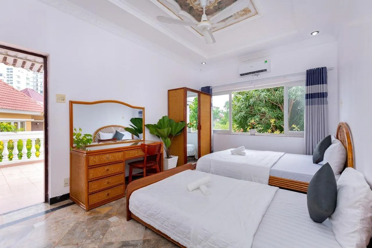 A5 Ngoc Tuoc - Villa Ho Boi Gan Bien Bai Sau - Free Bida + Karaoke Vung Tau Vietnam