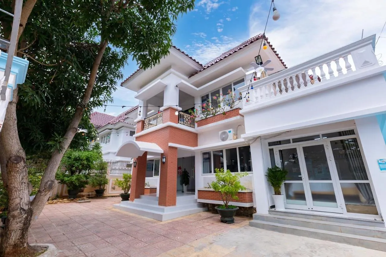 A5 Ngoc Tuoc - Villa Ho Boi Gan Bien Bai Sau - Free Bida + Karaoke Vung Tau